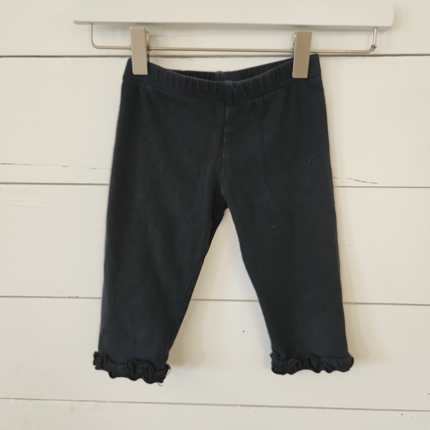 Size 4t | Love You Lots Ruffle Capris | Secondhand