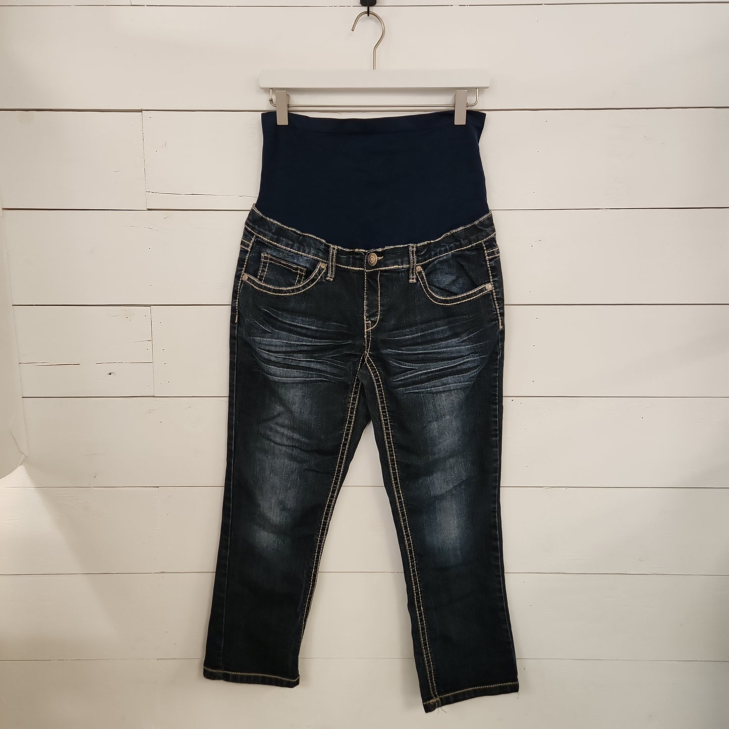 Size L | New Recruit Crop Maternity Jeans | Secondhand