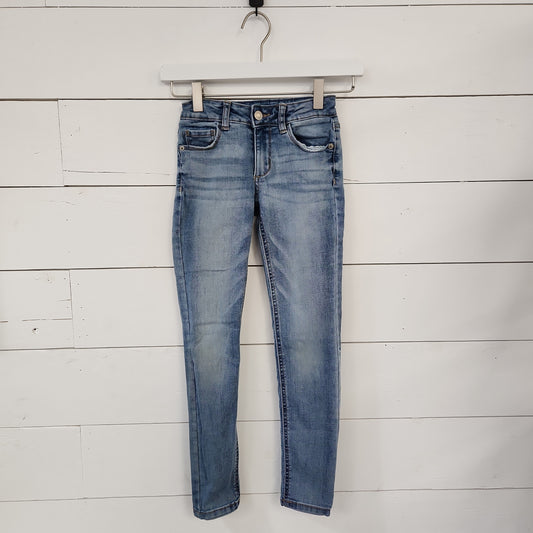 Size 8 | Arizona Jean Co. Slim Skinny Jeans