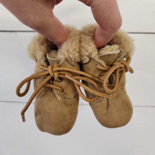 Size 0 | Timberland Leather Lined Baby Booties