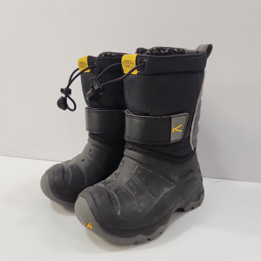 Size 8 | Keen Waterproof Boots