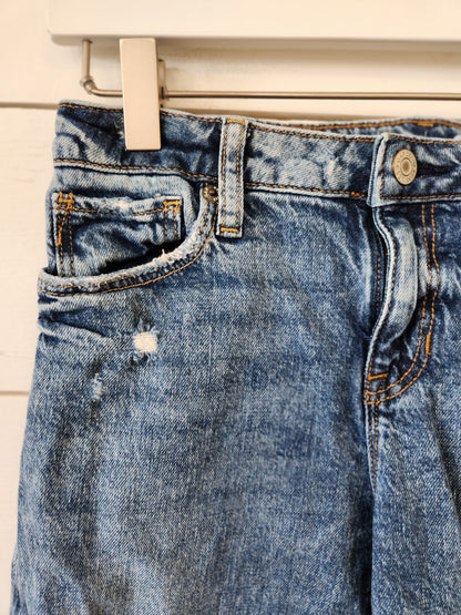 Size 8 | Gap Girlfriend Distressed Jeans