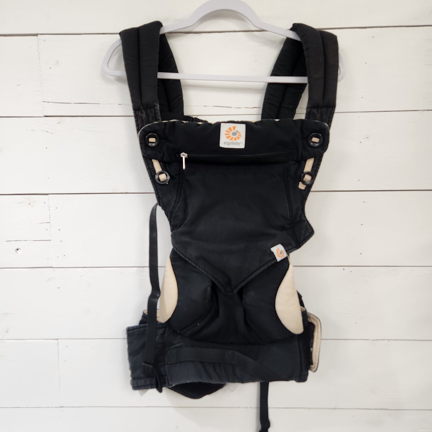 Size OS | ErgoBaby Carrier