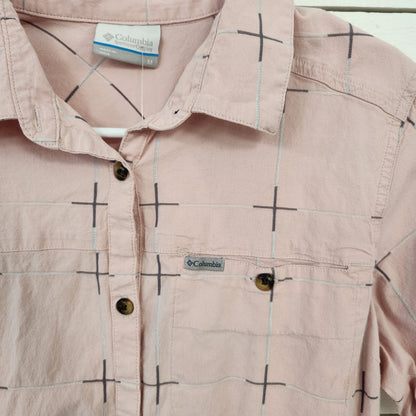 Size M(10-12) | Columbia Button Down Shirt