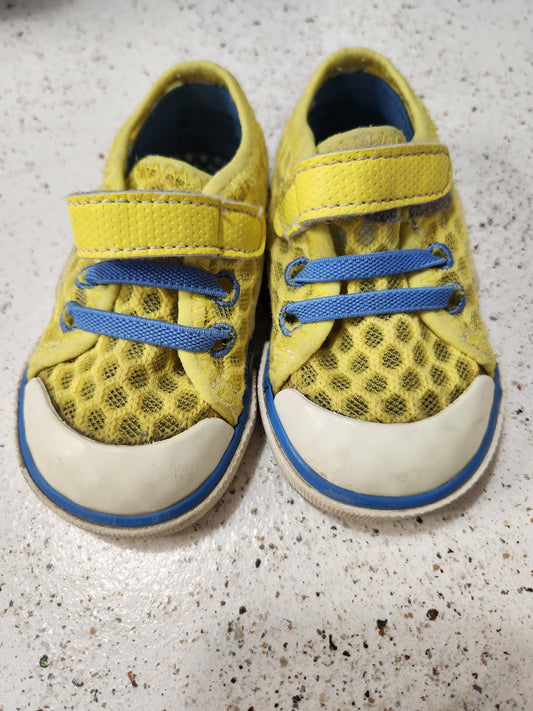 Size 5 | See Kai Run Yellow Shoes