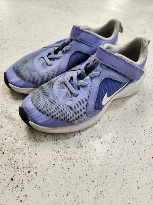 Size 3 | Nike Purple Tennis Shoe