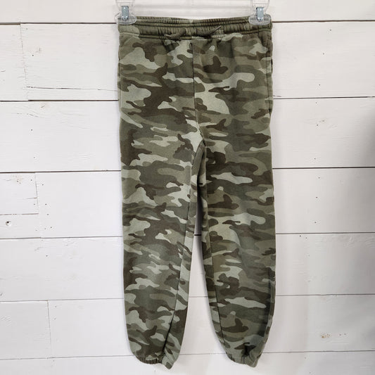 Size M (8) | Gap Camo Joggers