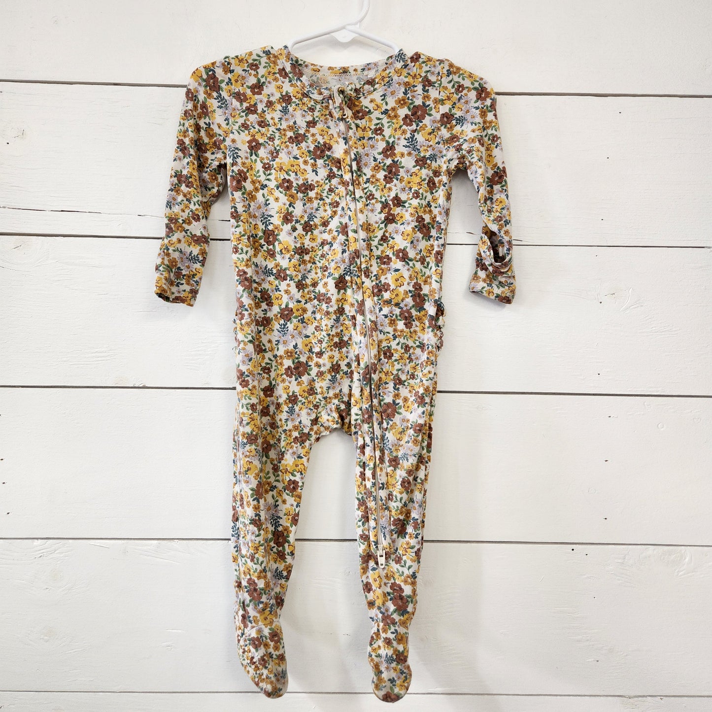 Size 6-9m | Angel Dear Ruffle Zip Sleeper -Small Floral