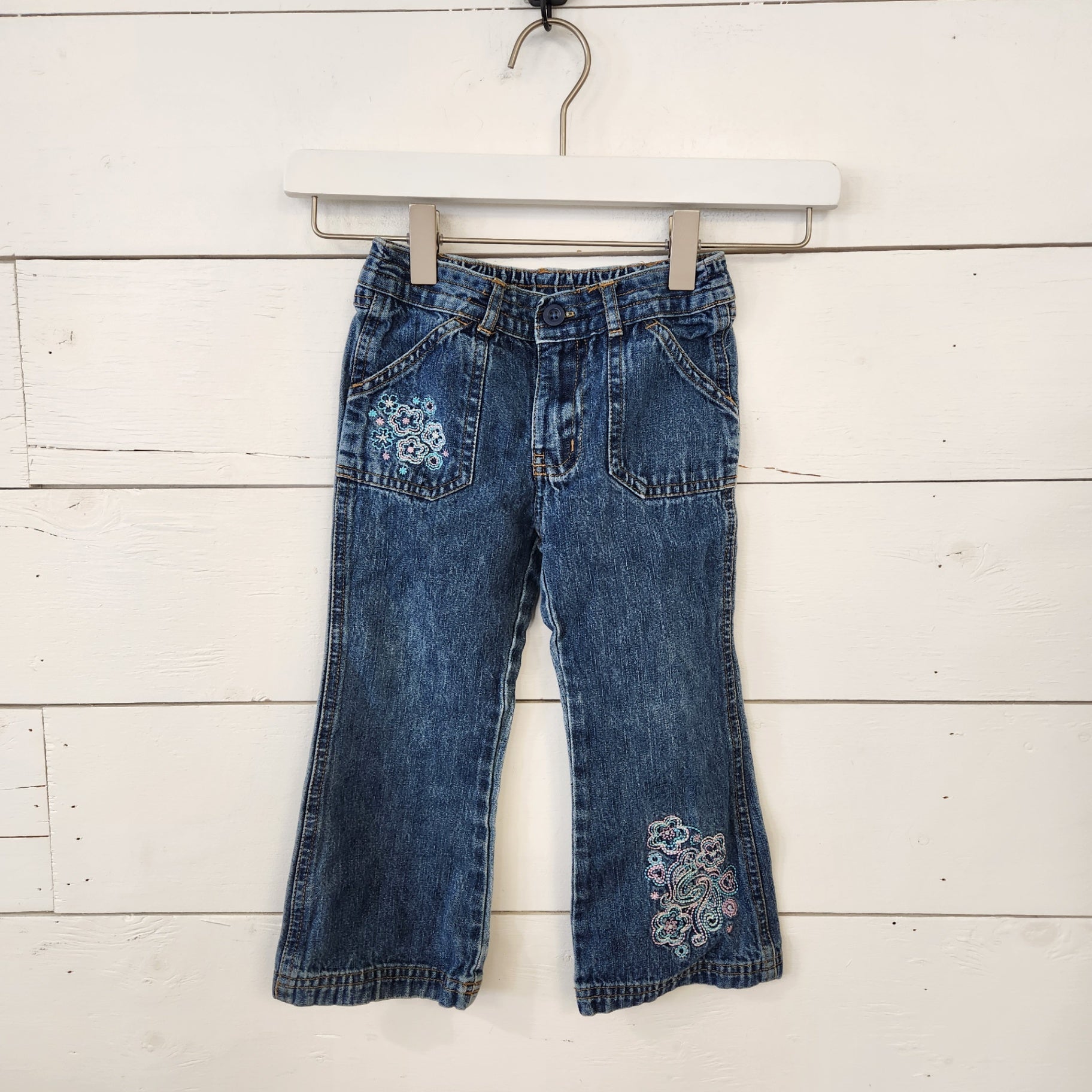 Size 2t | b.t. kids Embroidered Jeans | UBNUU