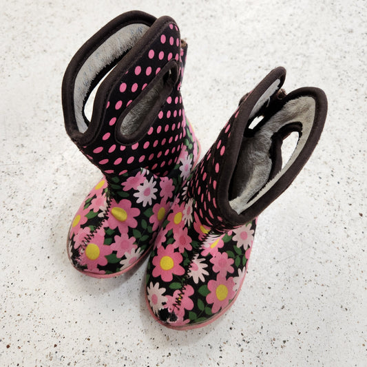 Size 6 | BOGS Kids' Shoes *wear | UBNUU