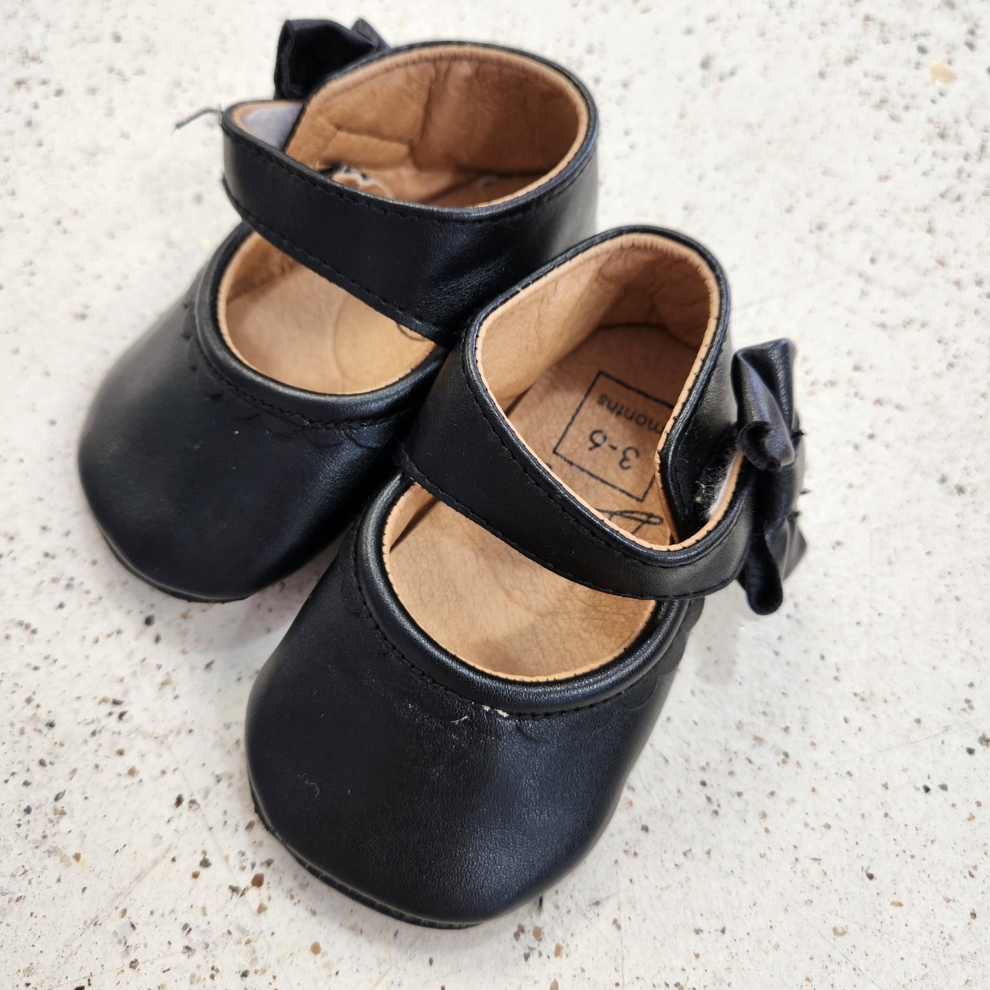 Size 3-6m | Baby Black Shoes | UBNUU