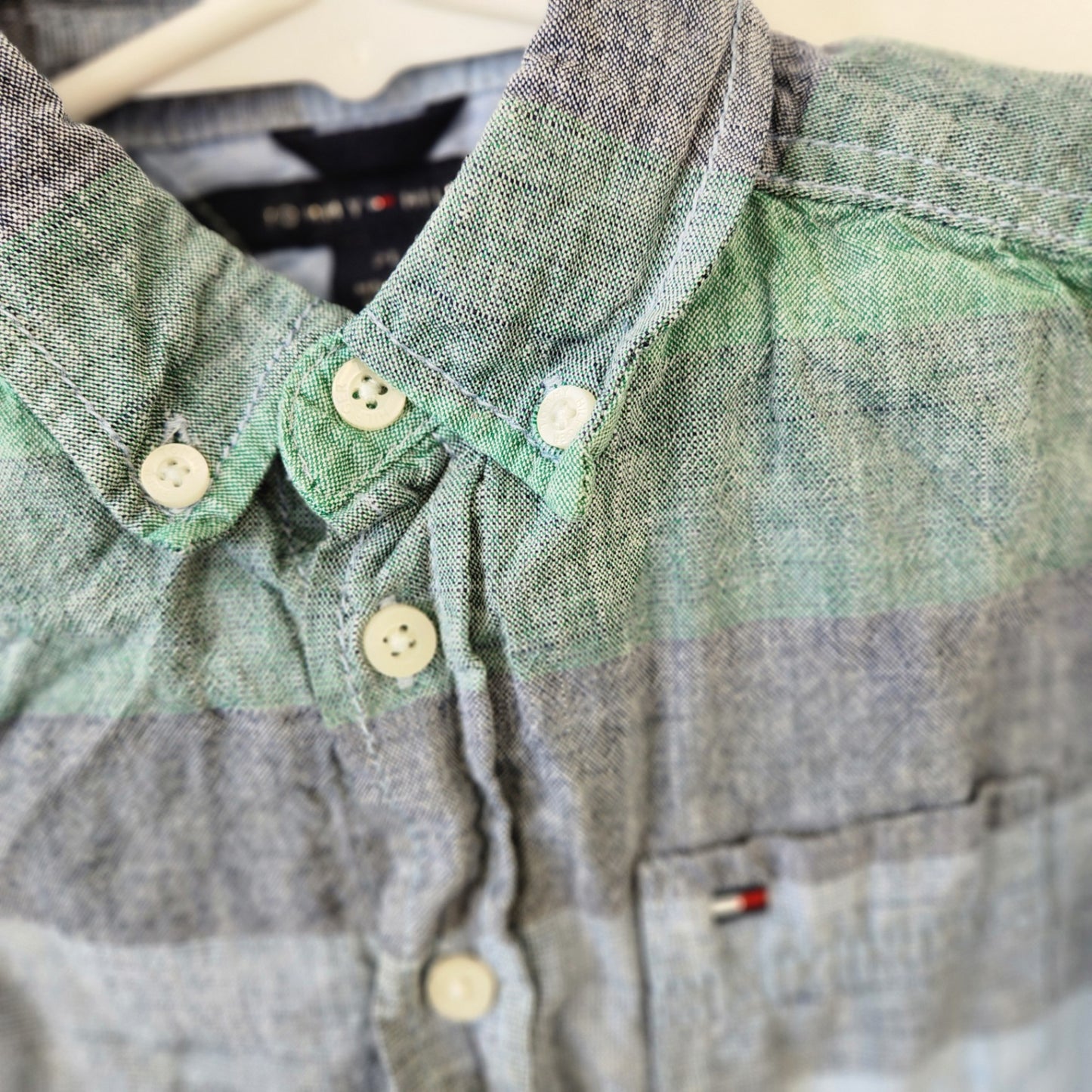 Size 2t | Tommy Hilfiger Kids' Buttondown Shirt | UBNUU
