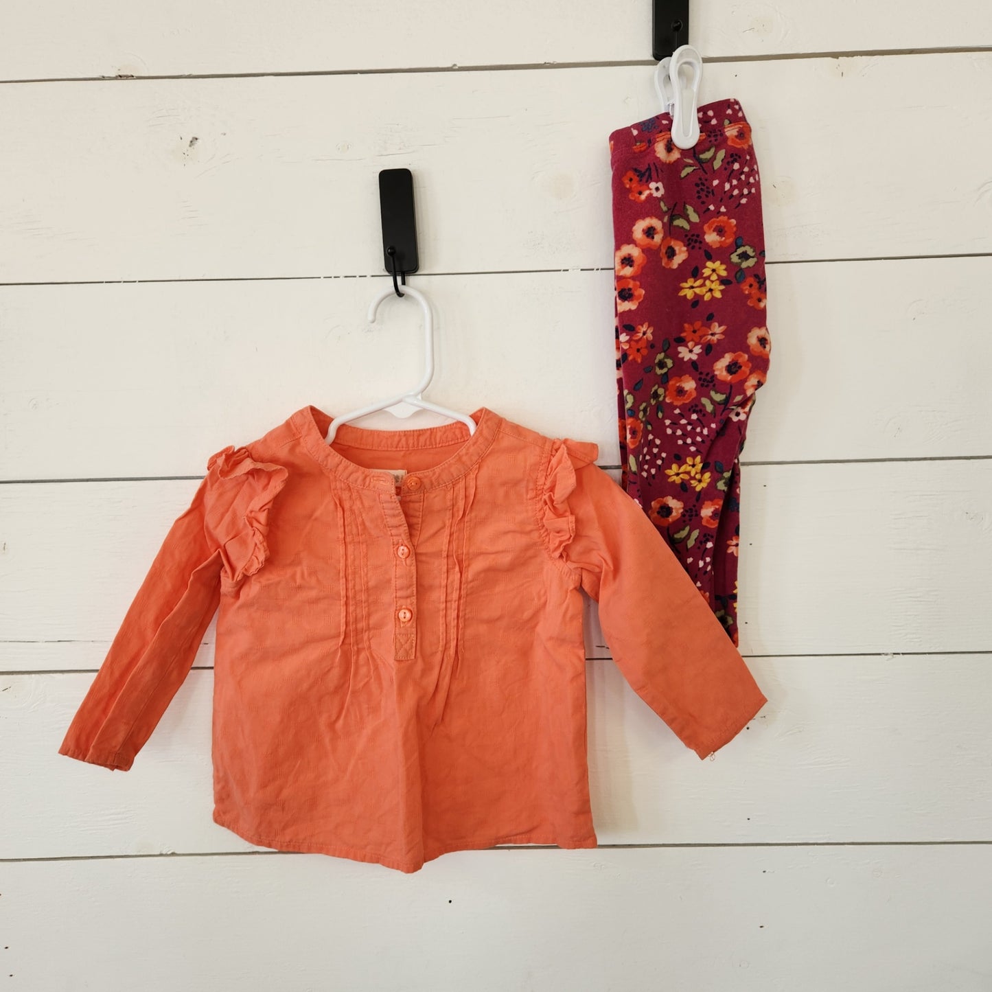 Size 12-18m | GYMBOREE Orange and FloralSet | UBNUU