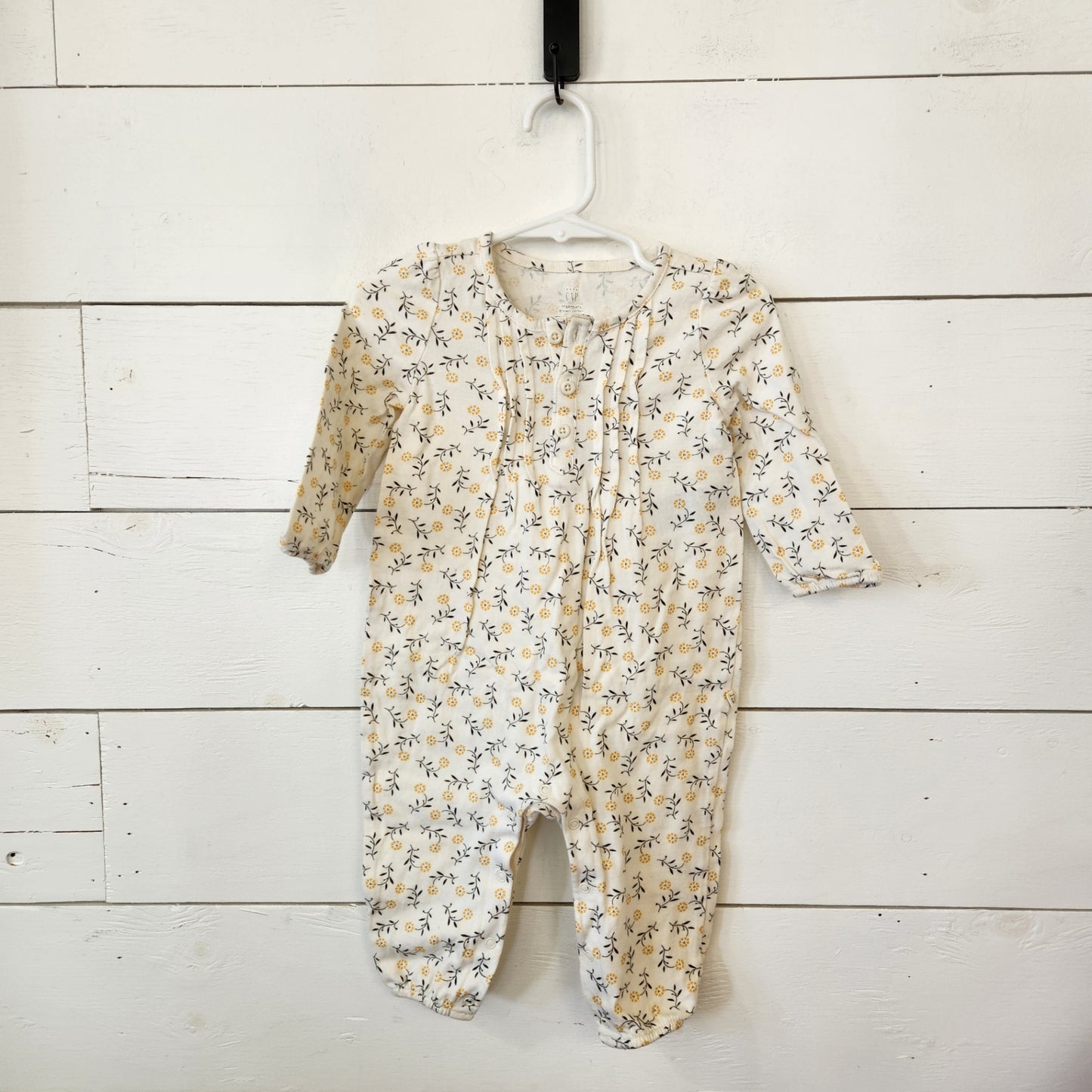 Size 6-12m | Baby GAP Floral Romper | UBNUU