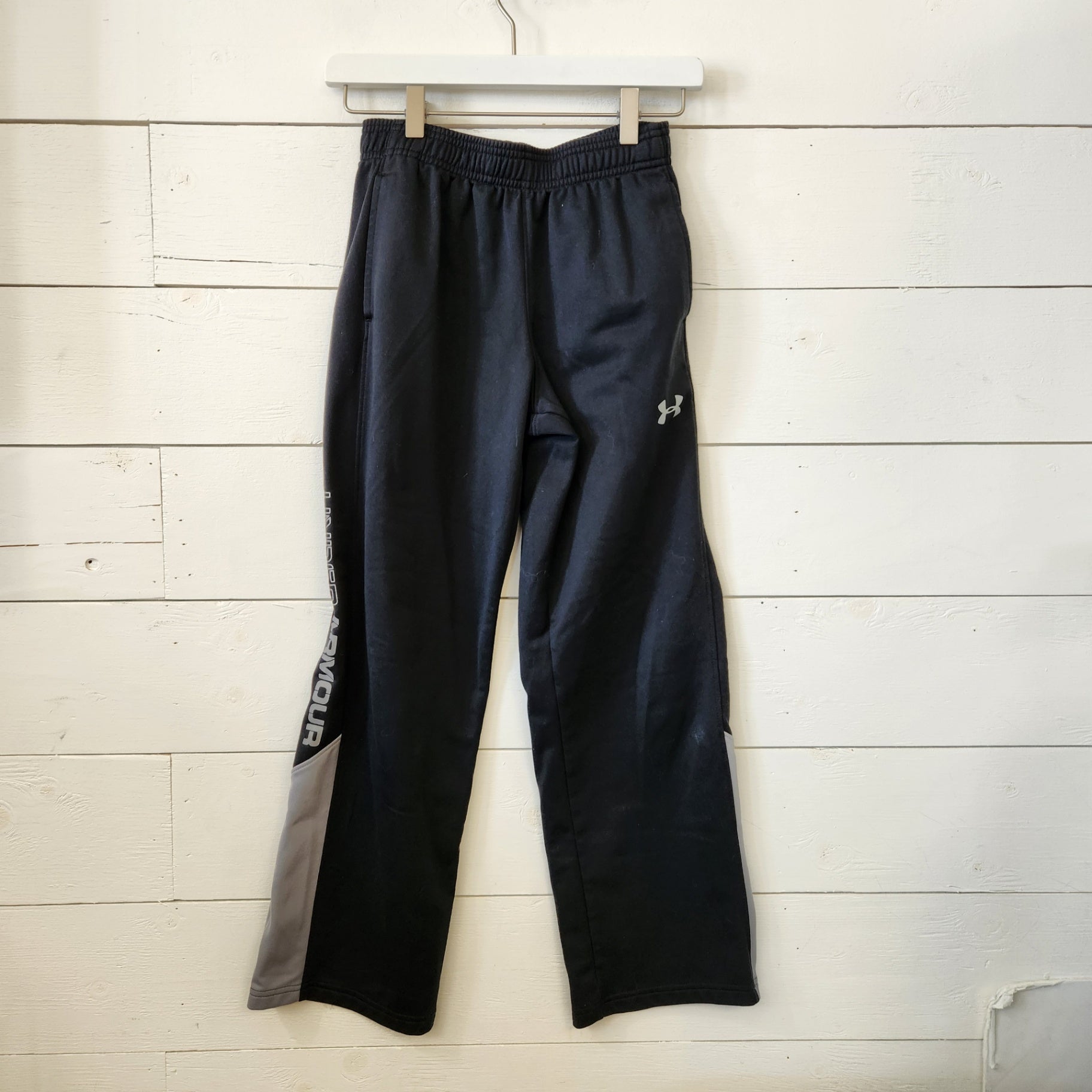 Size 10-12 | Under Armour Kids' Sweatpants | UBNUU