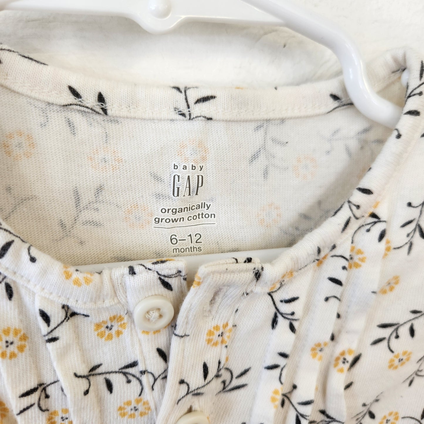 Size 6-12m | Baby GAP Floral Romper | UBNUU
