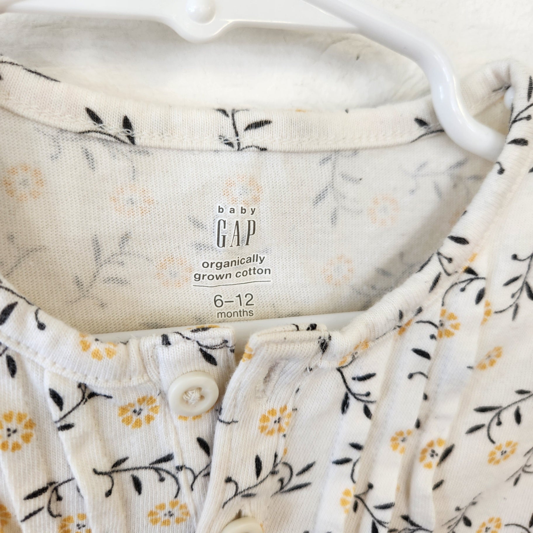 Size 6-12m | Baby GAP Floral Romper | UBNUU