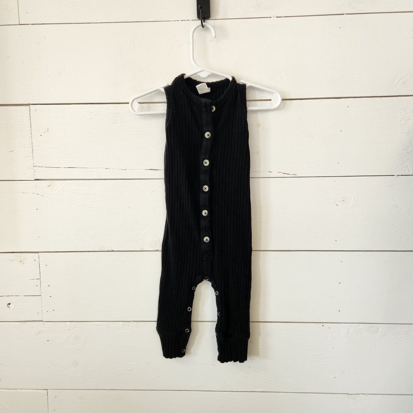 Size 6-12m | Kat Kids' Black Romper | UBNUU