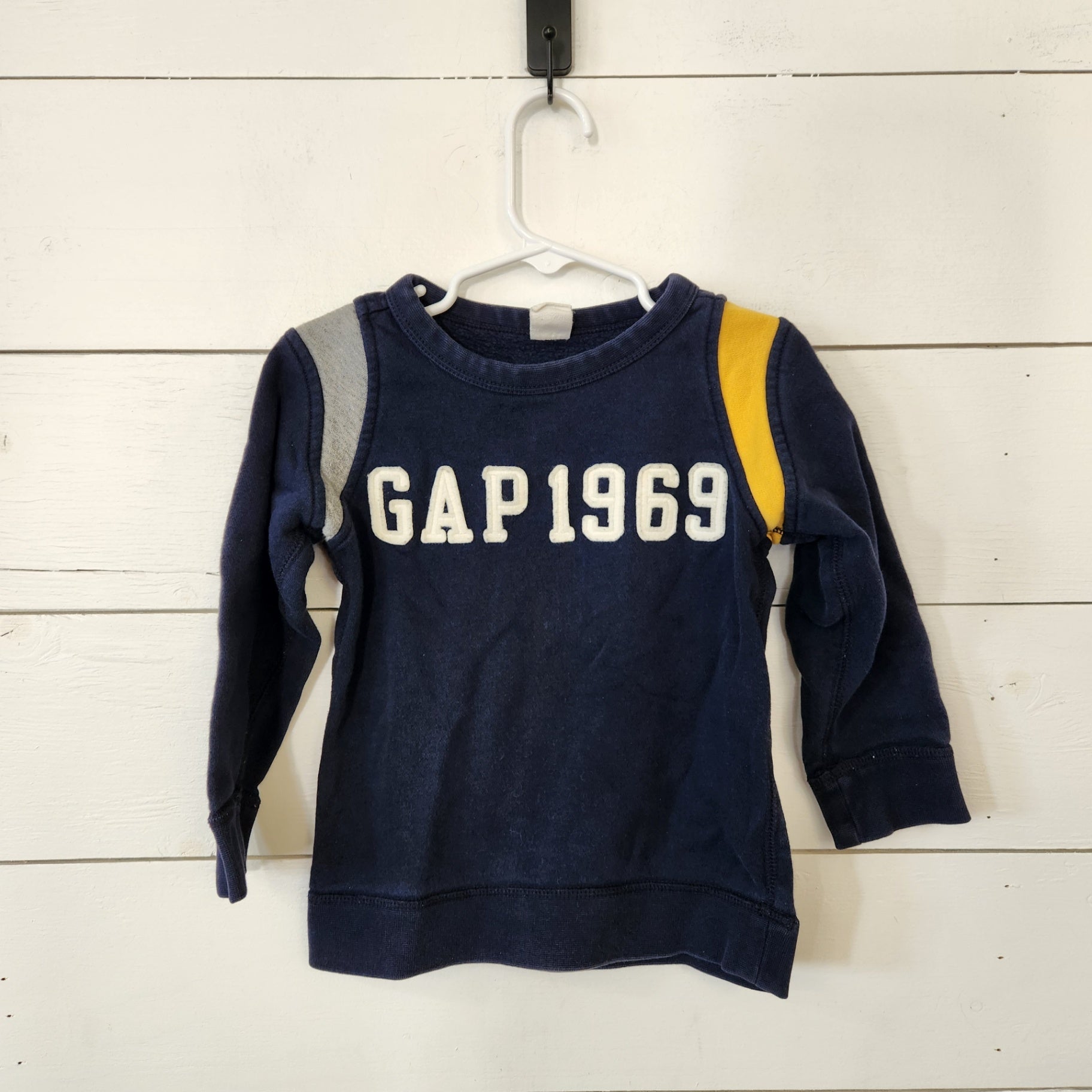 Size 3t | GAP Kids' Navy  Sweater | UBNUU