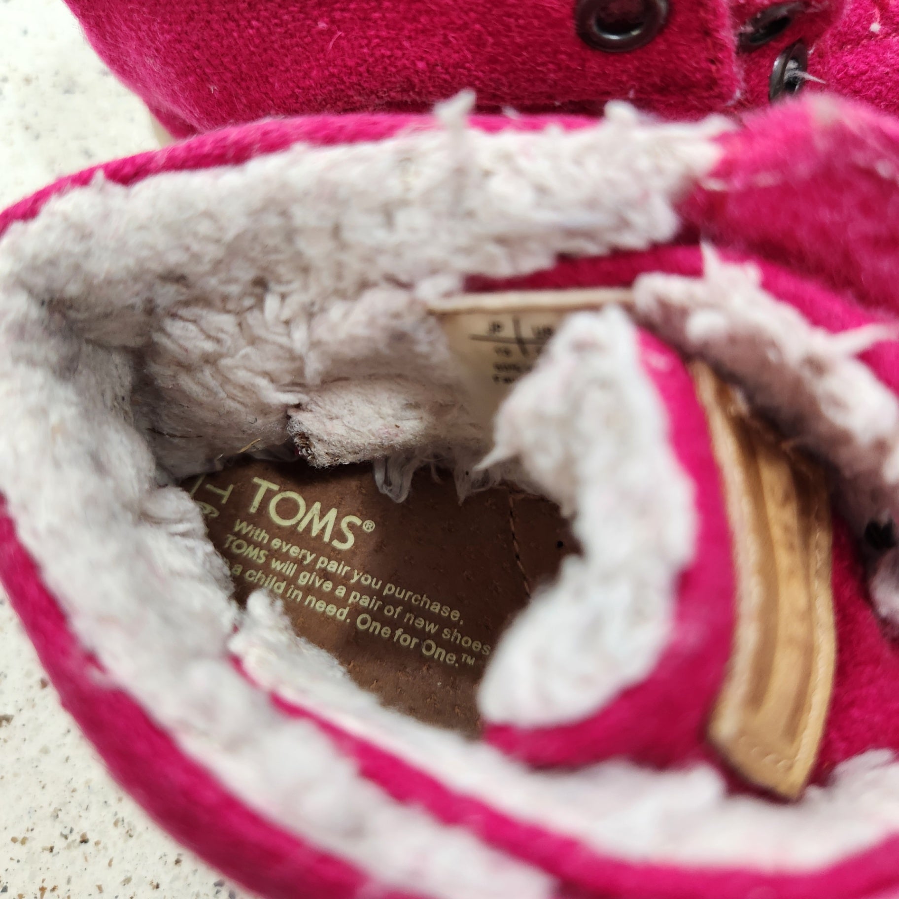 Size 6.5 | TOMS Kids' Shoes | UBNUU