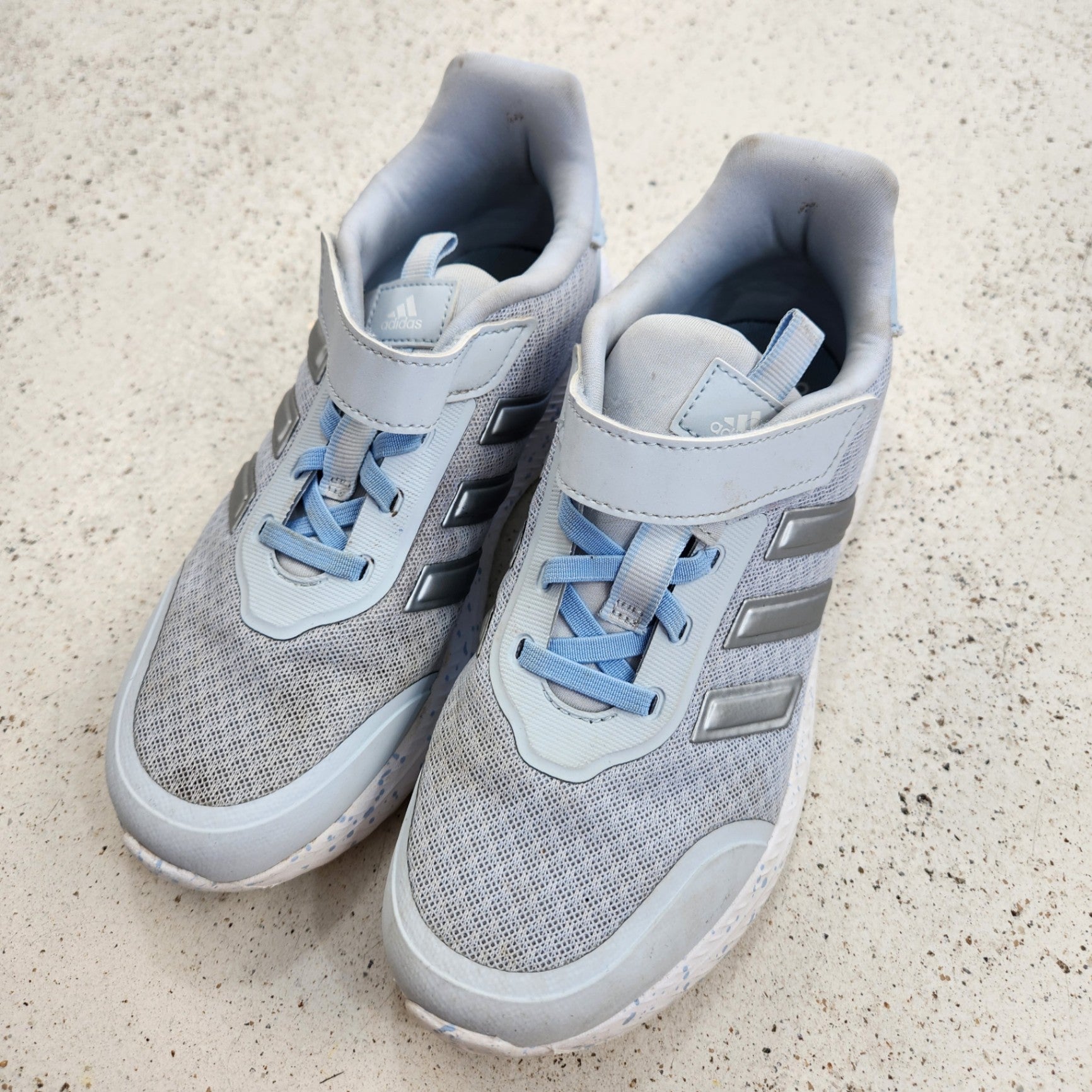 Size 3 | Adidas Blue Shoes | UBNUU