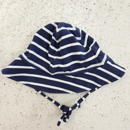 Size 4-6m | Polarn O. Pyret Kids' Hat | UBNUU