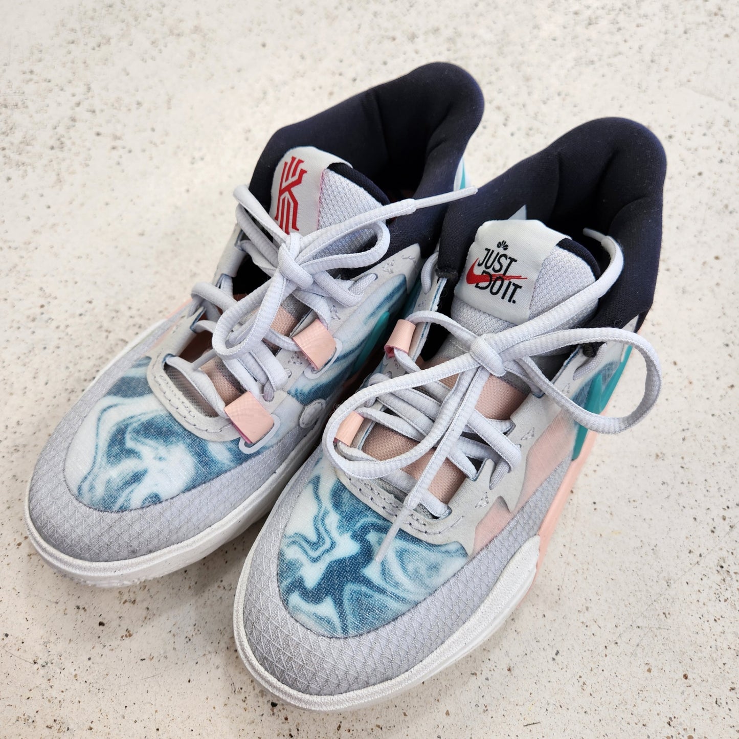 Size 3.5 | Nike Kids' Shoes | UBNUU