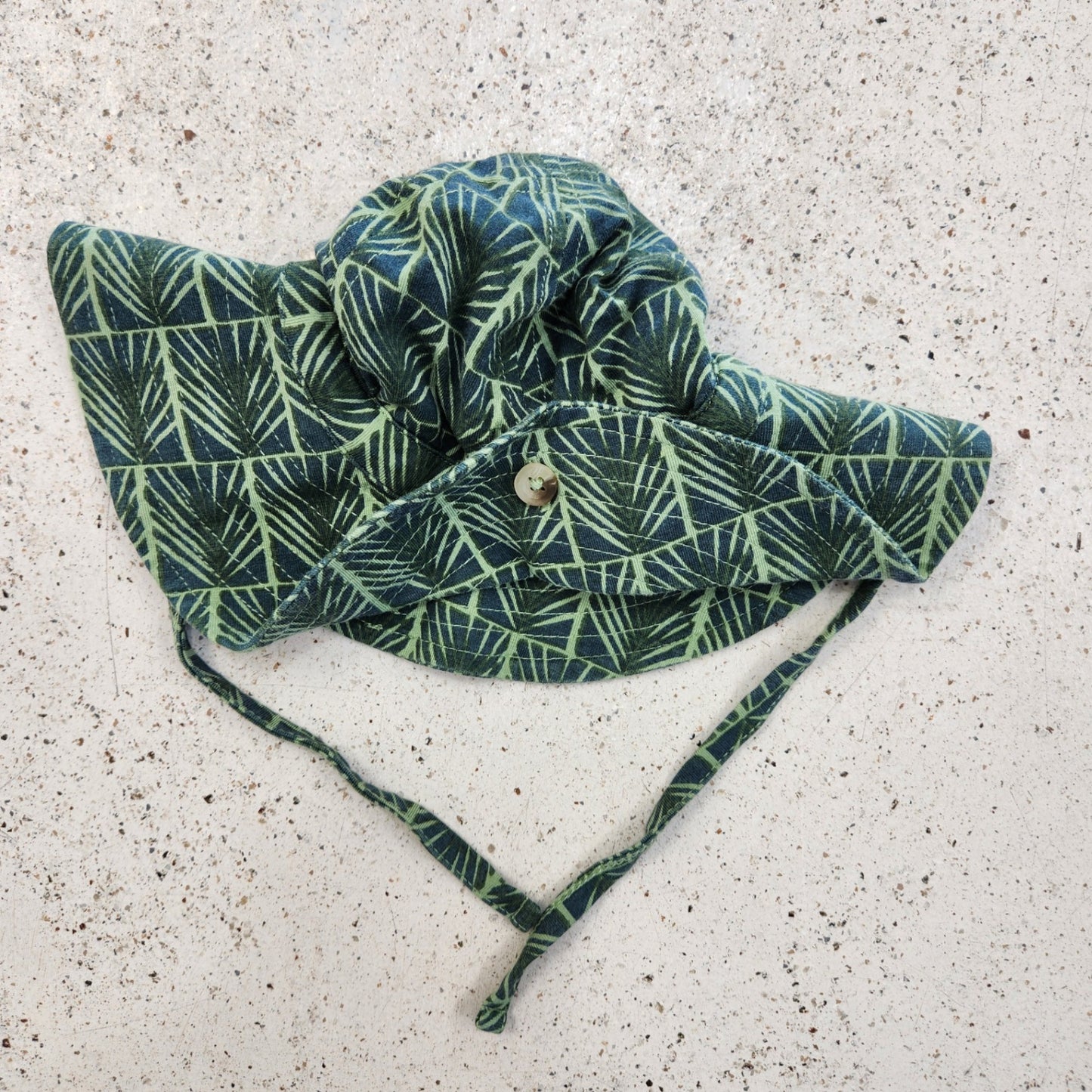 Size xs | Kate Quinn Green Sunhat | UBNUU