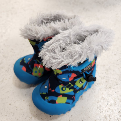 Size 4 | BOGS Kids' Boots | UBNUU