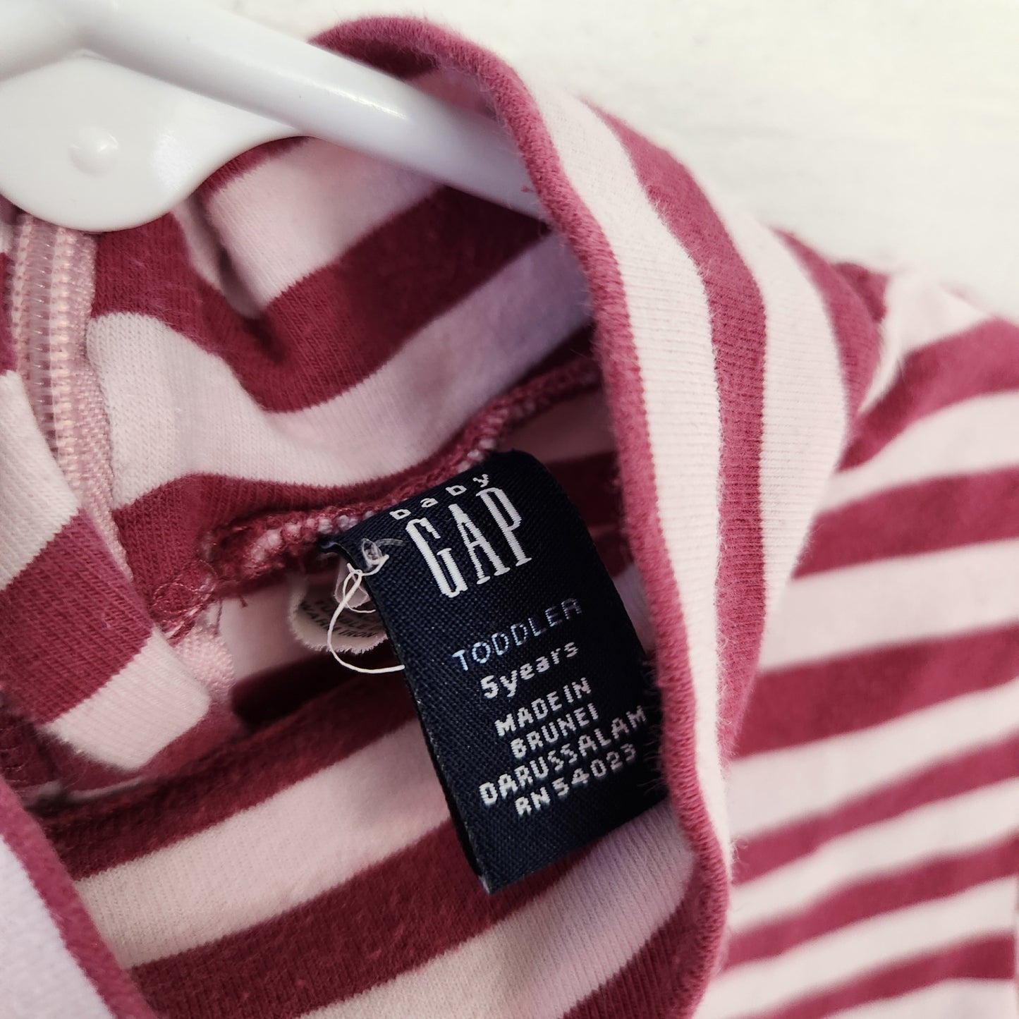 Size 5 | GAP Kids' Turtleneck | UBNUU