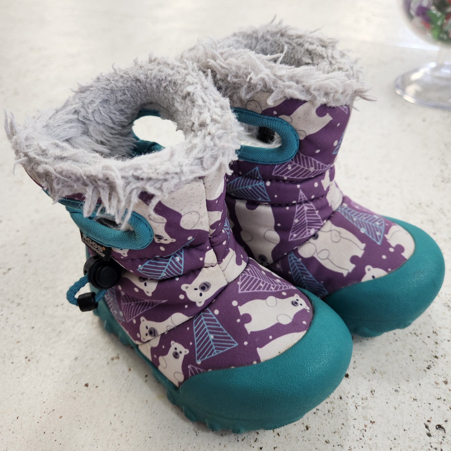 Size 5 | Bogs Kids' Shoes | UBNUU