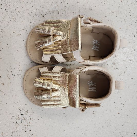 Size 2.5-3.5 | H&M Kids' Shoes | UBNUU