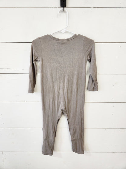 Size 12-18m | Kyte Beige Snap Sleeper | UBNUU