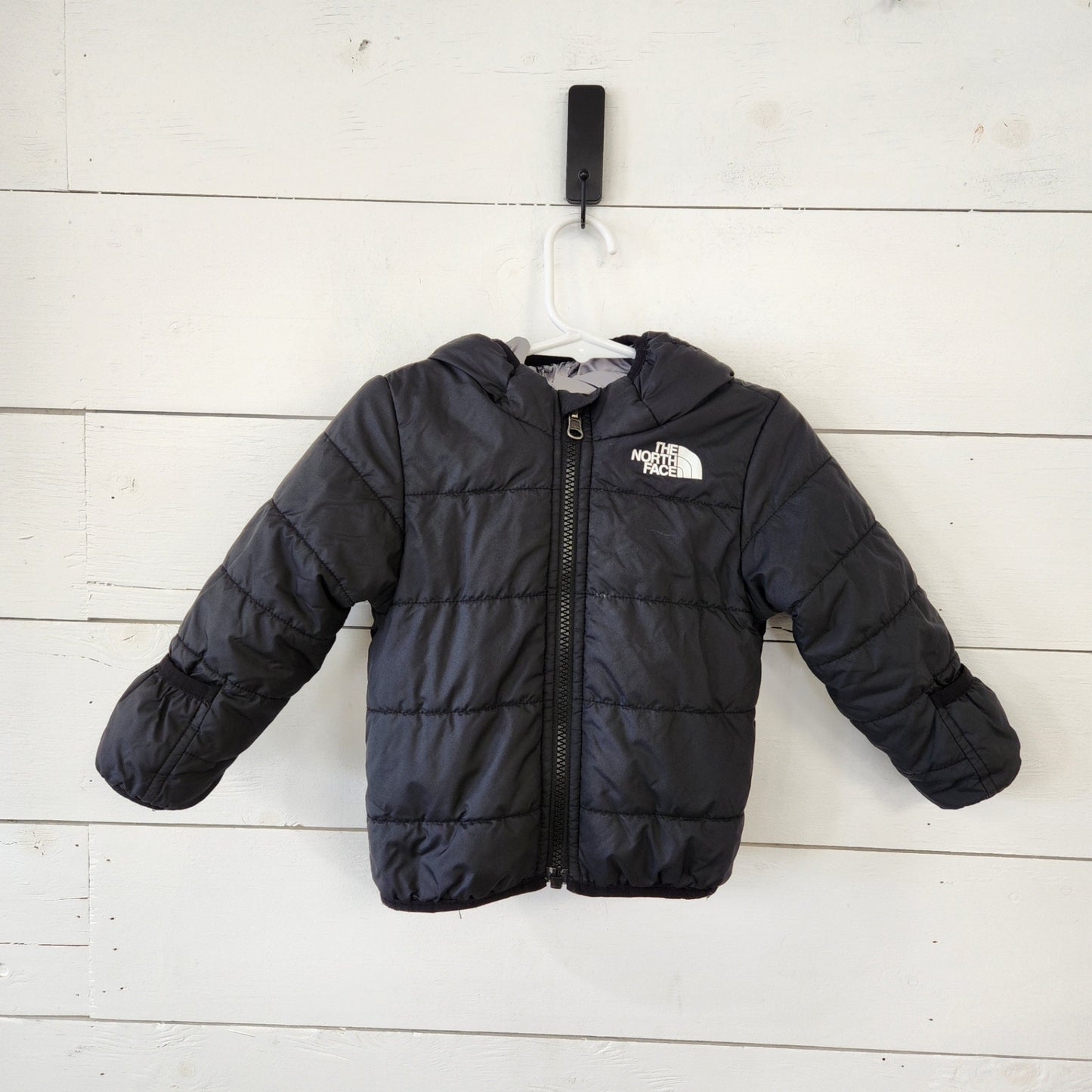 Size 6-12m | The North Face Reversible Puffer Jacket | UBNUU