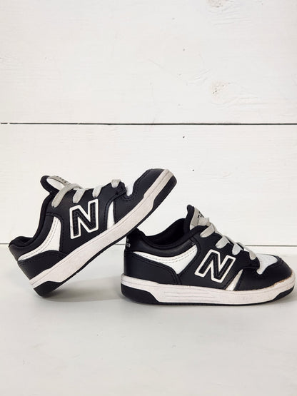 Size 7 | New Balance Kids' Shoes | UBNUU