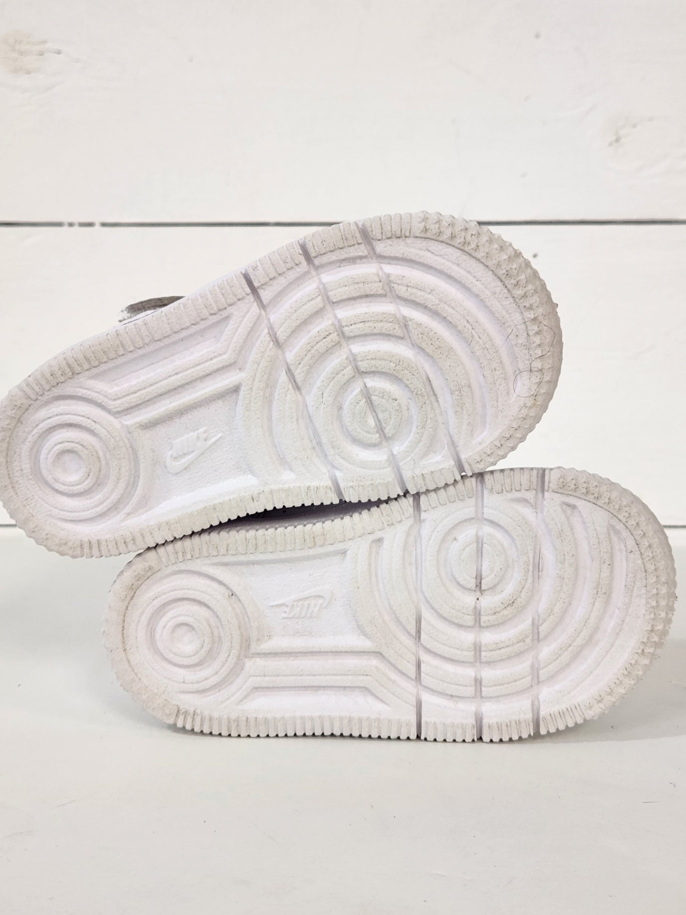 Size 6.5 | Nike Kids' Shoes | UBNUU