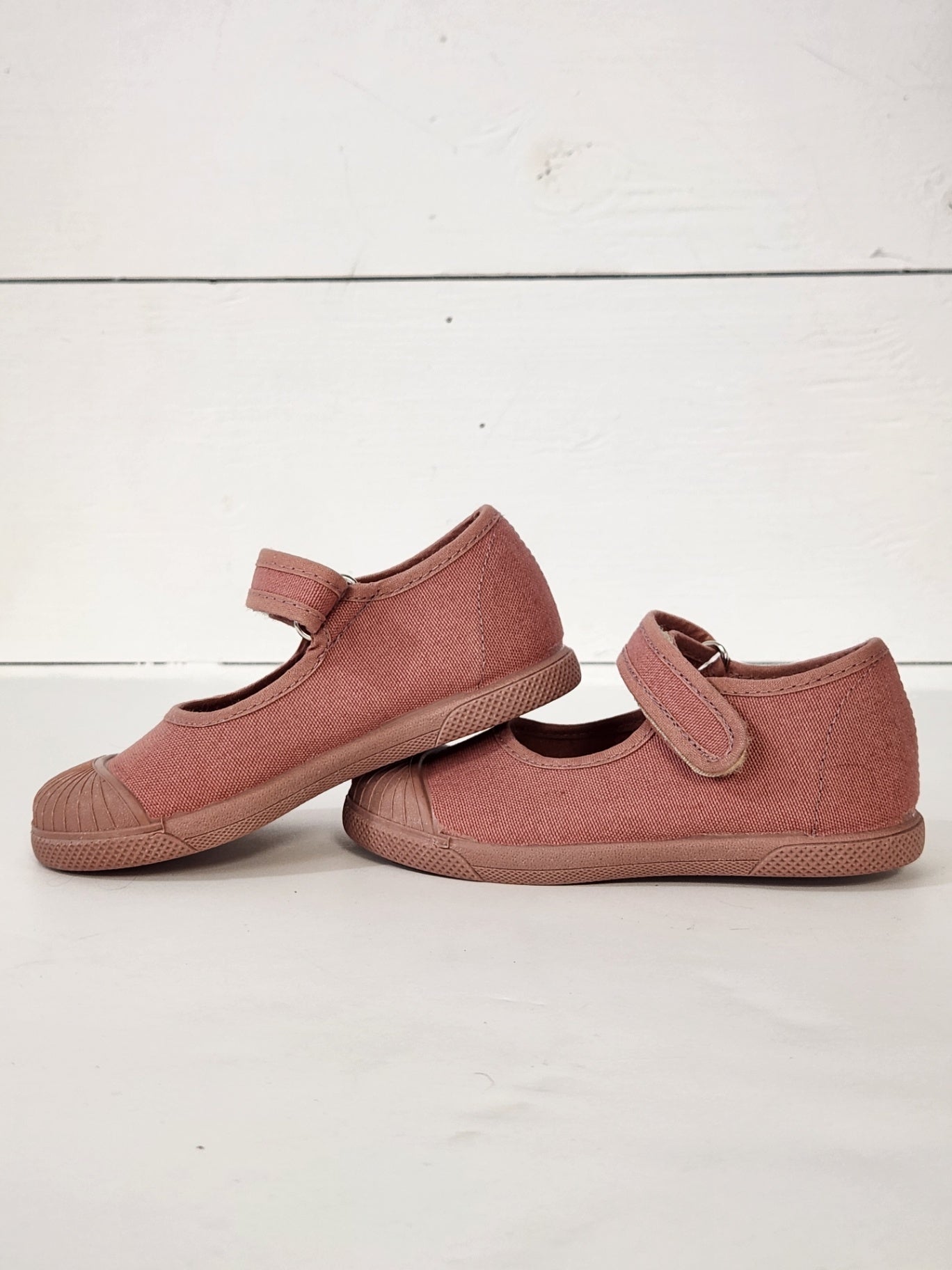 Size 6.5 | Childrenchic Kids' Shoes | UBNUU