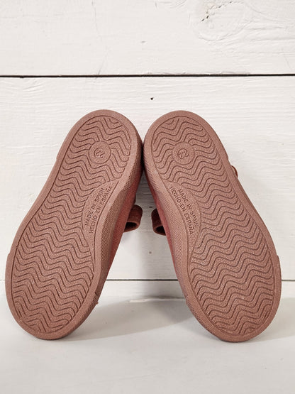Size 6.5 | Childrenchic Kids' Shoes | UBNUU