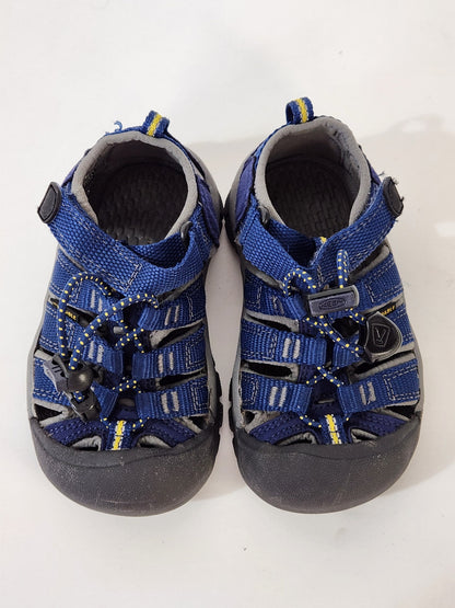 Size 8 | KEEN Kids' Shoes | UBNUU