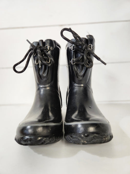 Size 4 youth/ 6 womens | Boggs Kids' Boots | UBNUU