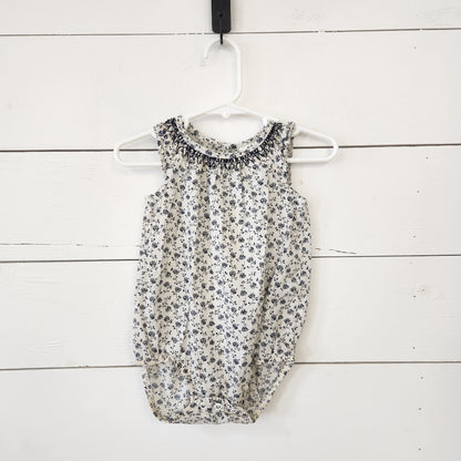 Size 9m | OshKosh Baby Cream Bodysuit | UBNUU