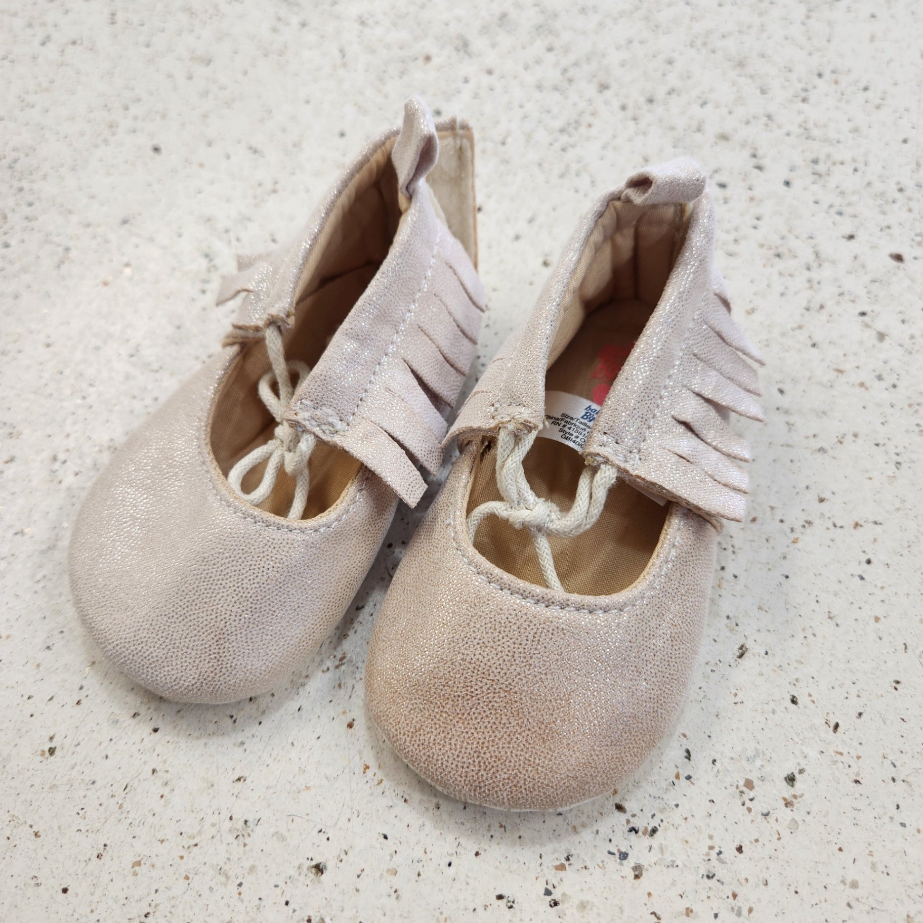 Size 0-3m | baby Bgosh Kids' Shoes | UBNUU