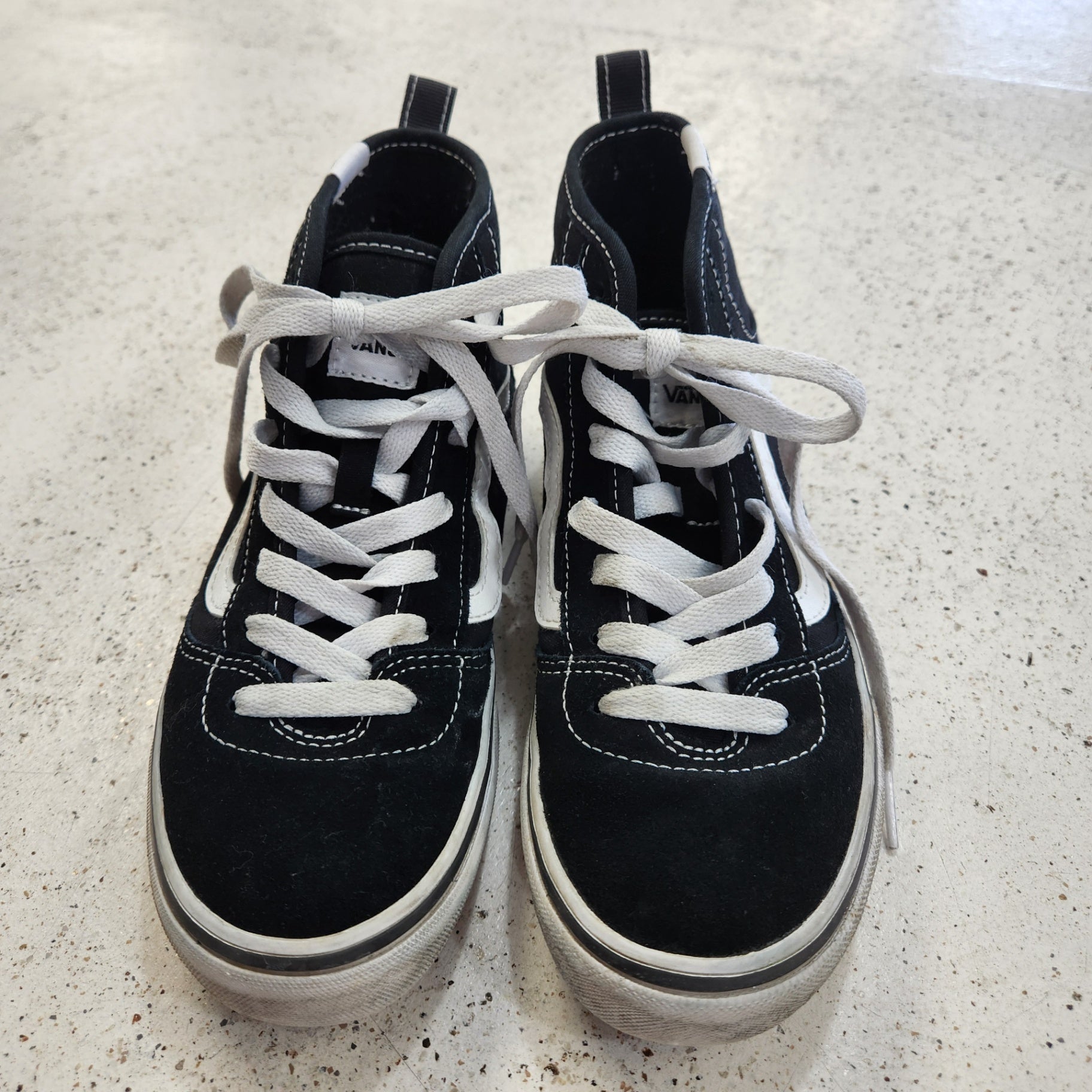 Size 4.5 | Vans Kids' Shoes | UBNUU