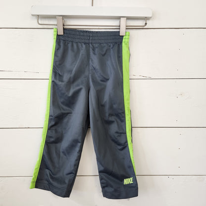 Size 24M | NIKE Kids' Pants | UBNUU