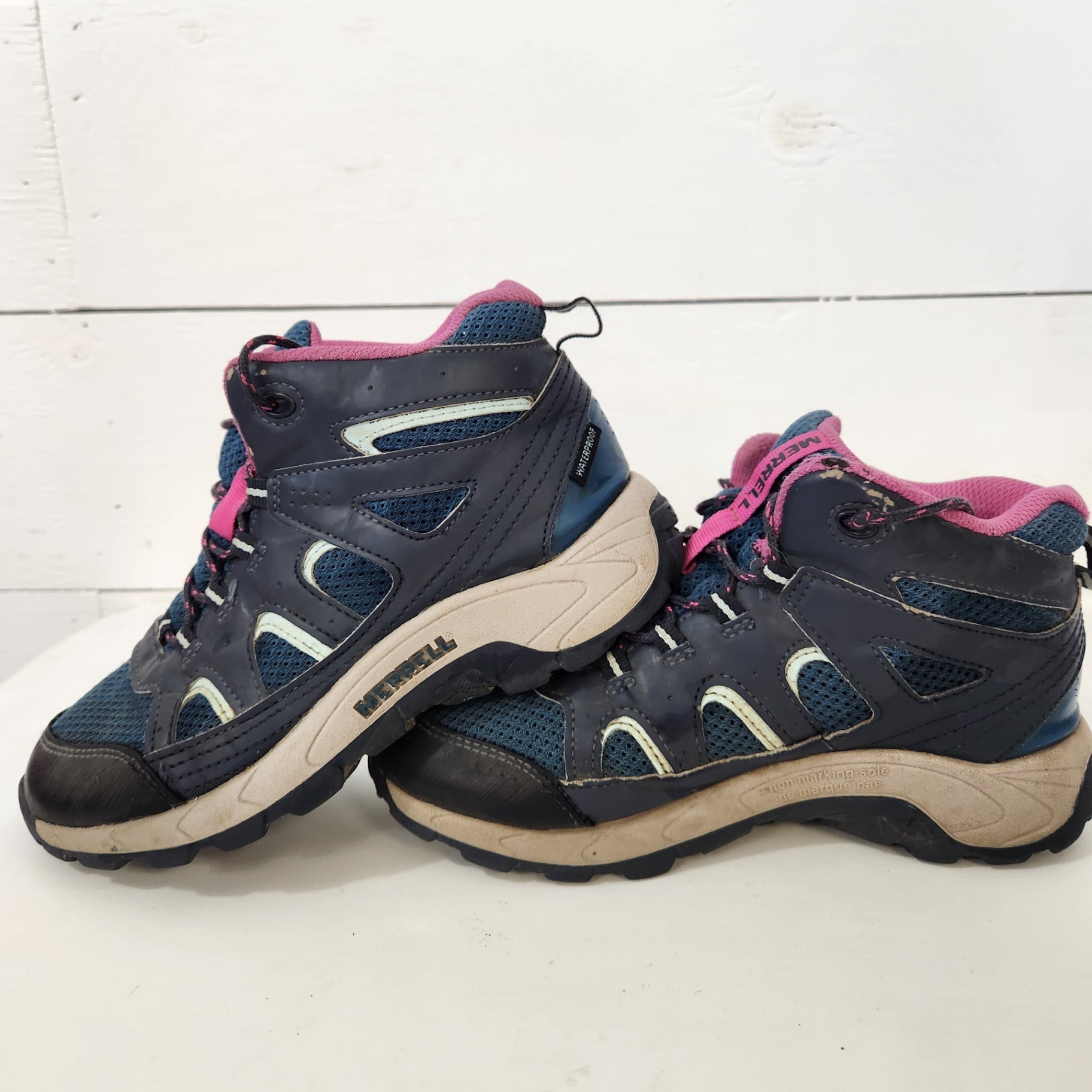 Size 03.0M | Merrell Kids' Shoes | UBNUU