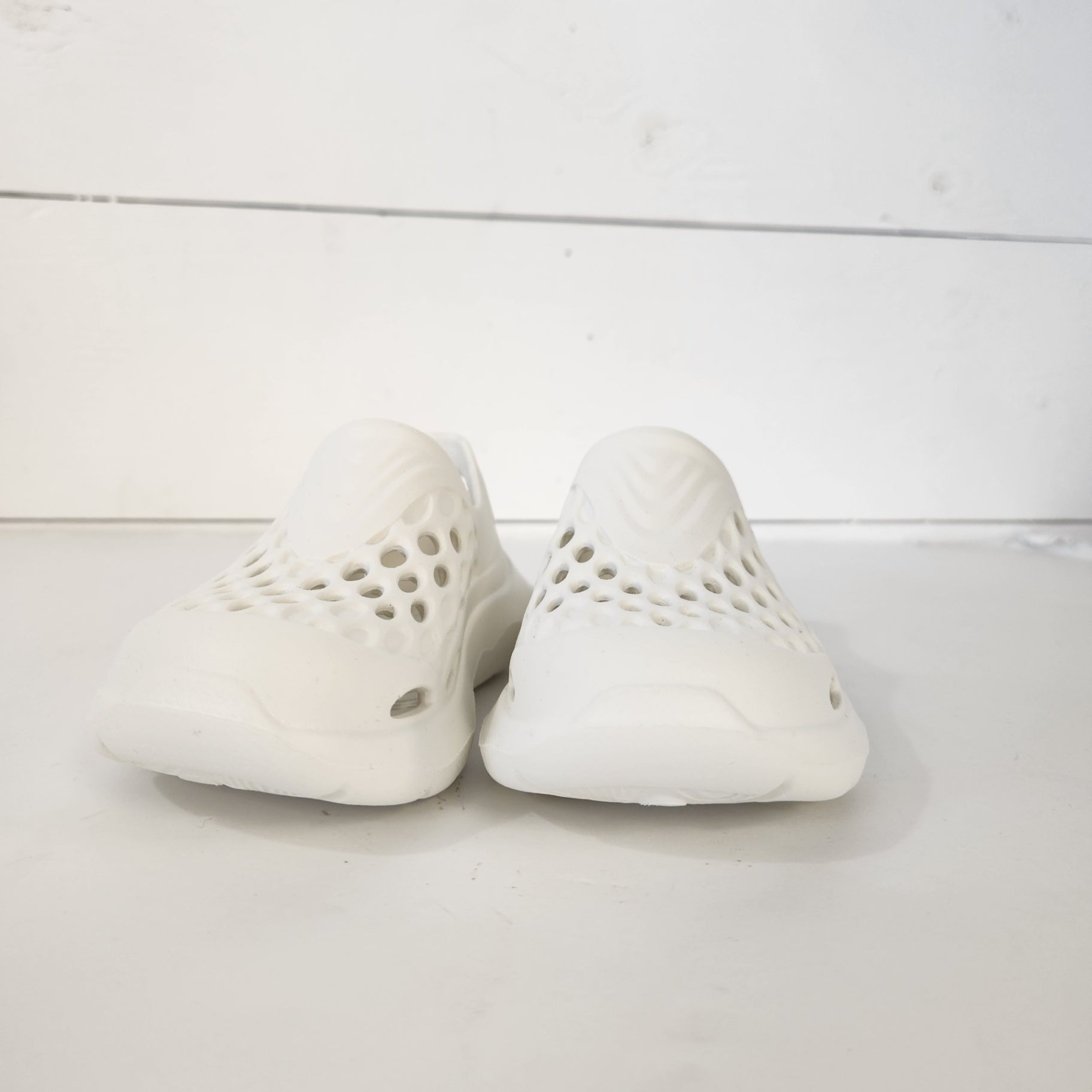 Size 7 | Rugged shark Kids' Shoes | UBNUU