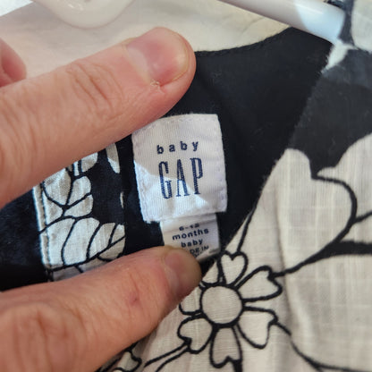 Size 6-9 months | GAP Kids' Dress | UBNUU