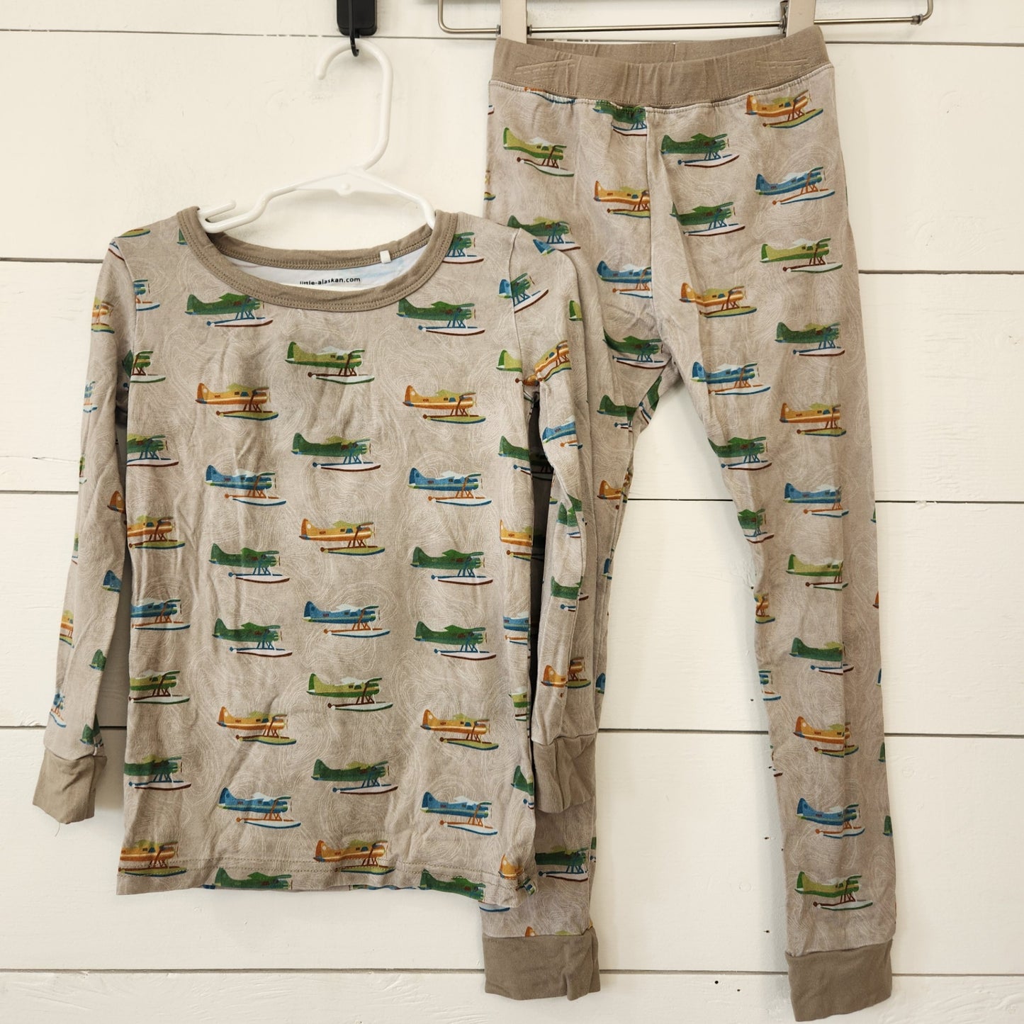 Size 4T | little-alaskan.com Kids' Clothing | UBNUU