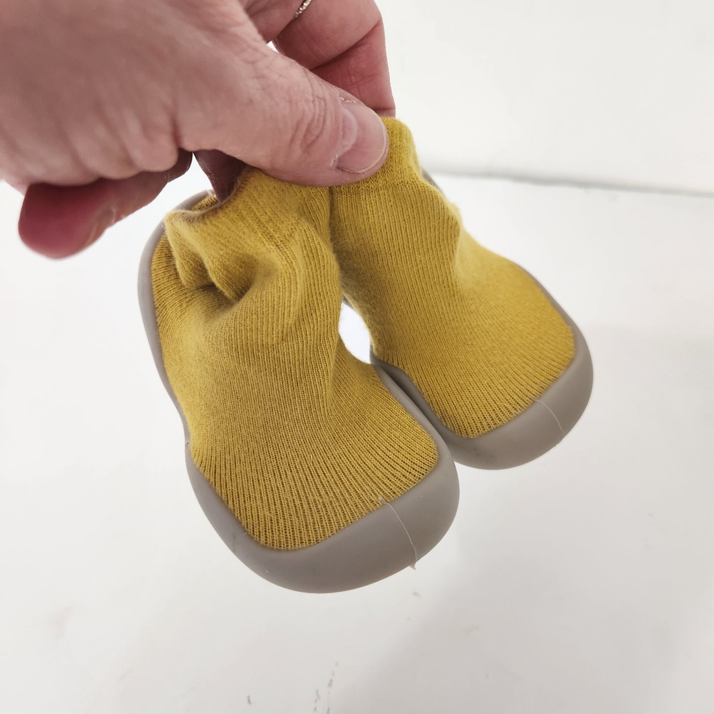 Size 4 | Unknown Kids' Shoes | UBNUU