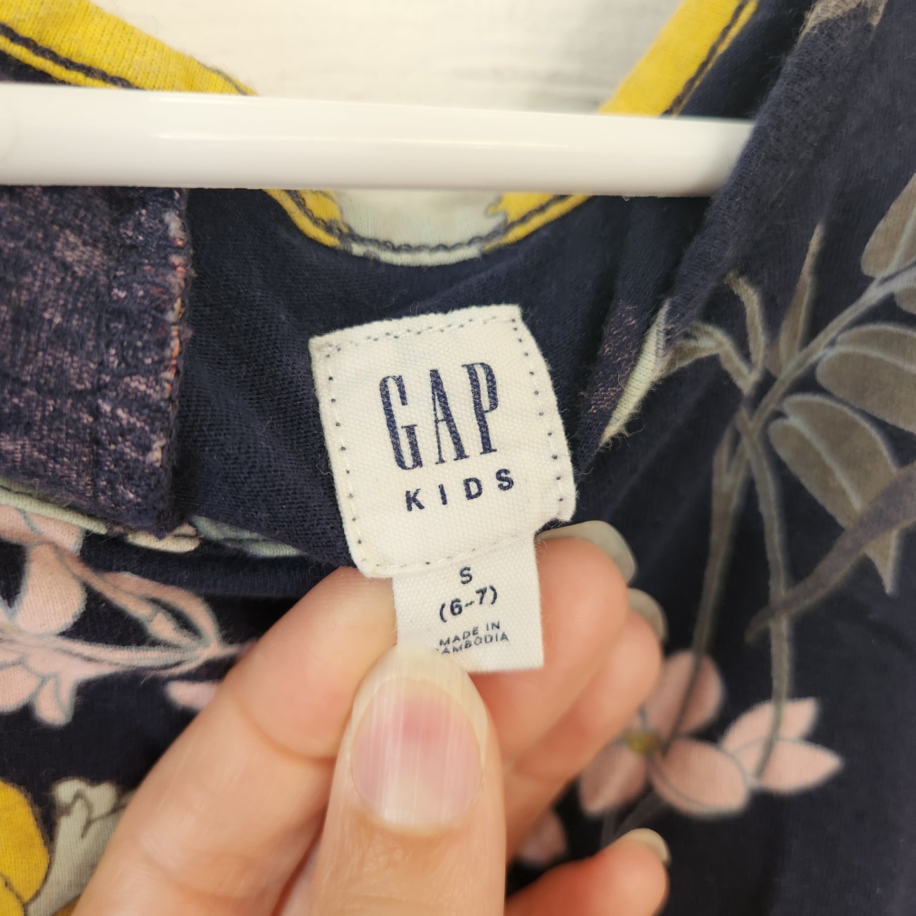 Size 6-7 | GAP Keyhole Back Dress | UBNUU